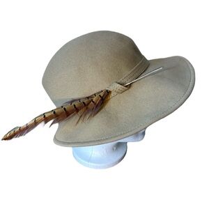 GEORGETTE Vintage Tan Fur-Felt Hat Feather Fedora 50’s 40’s Mod